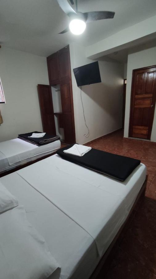 Guest House Tumbes Bagian luar foto