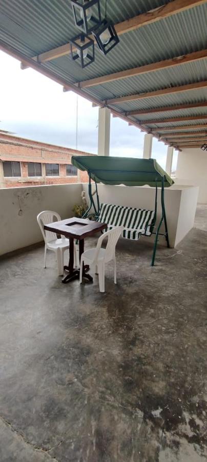 Guest House Tumbes Bagian luar foto